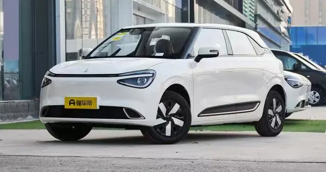 5.98万起，无框车门+副驾抽屉，这车真适合女生开！