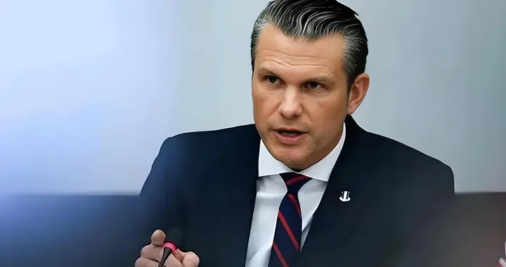 美国现任防长曾谈中美开战：11艘航母打击中国，20分钟后1艘不剩