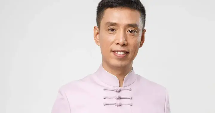 相声并不缺讽刺力作，切莫捧Sha贾旭明老师。