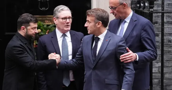 欧洲会谈结束，泽连斯基大反转，特朗普辛苦半年和平计划泡汤