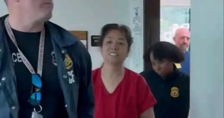 吴佩慈68岁婆婆戴手铐现身！自曝已再婚 丈夫小她28岁 与儿子无联系