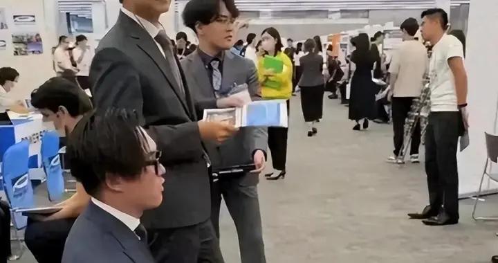 日本用两代人的牺牲，换来如今98%的就业率，那中国要牺牲几代？