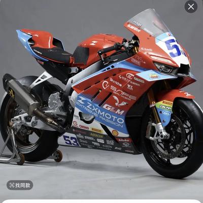 瞳叔捏影儿：64秒500万！张雪复刻战车