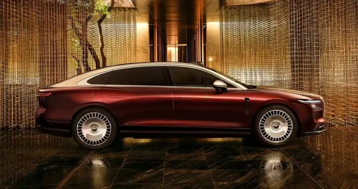 岚图追光L上市，年底的重磅炸弹！