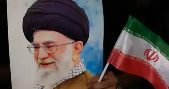 伊朗乱局已定？哈梅内伊死后，伊朗神权帝国崩盘倒计时？