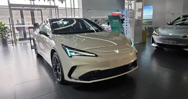 补贴后起售价不足10万元 续航提升 极狐新阿尔法S5值得入手吗？