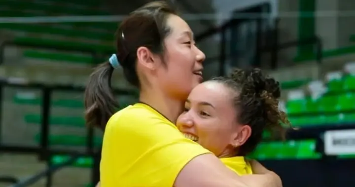 朱婷好友接连传喜讯！加比承认新恋情，罗宾逊预产期明年4月