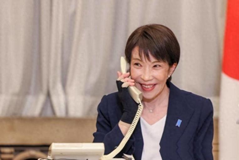 日本政坛的对立，眼下已经烧到经济圈。 10月5日，经团联又把这种矛盾摆...
