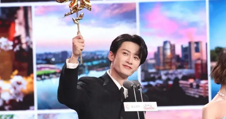 北影节推广大使檀健次:作品和流量并不矛盾，是可以并存的！