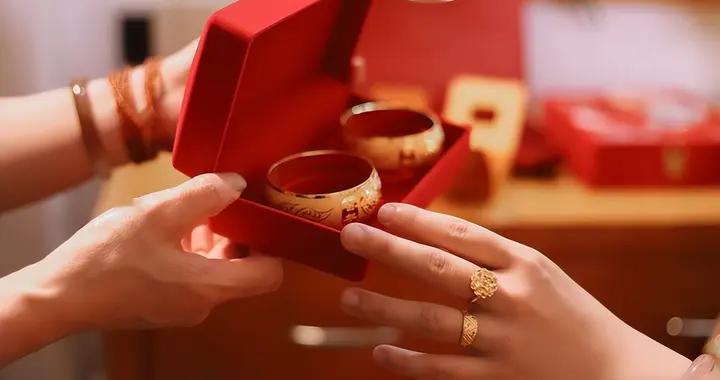 天价彩礼背后：别只骂拜金，更要看清这无奈的真相！