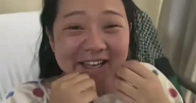 徒步 3000 公里归来，感冒就医竟秒生娃！这位硬核妈妈的经历太魔幻