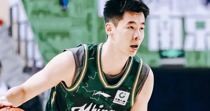 从八一禁赛到上海风波，刺头郭昊文25+6 打爆深圳 林葳走后他是真核