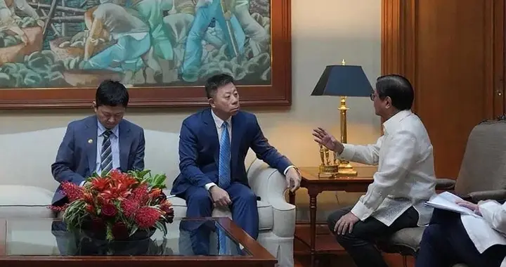 仁爱礁碰瓷成国际笑话！小马科斯紧急召见中国大使，又想扮受害者