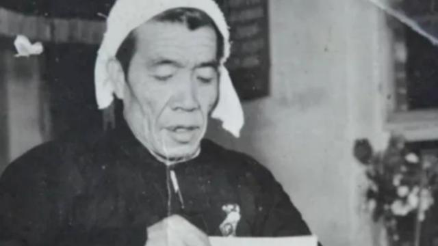 阿国侃史：1979年，在全国政协会议上