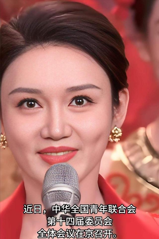 央视主持人龙洋升咖了，当选全国青联委员，专为青年发声太给力