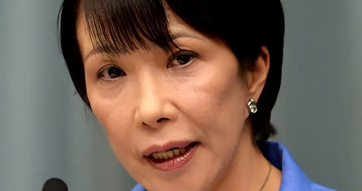 降级与中国关系后，孤立开始，两位大使接连被召见，高市依旧沉默