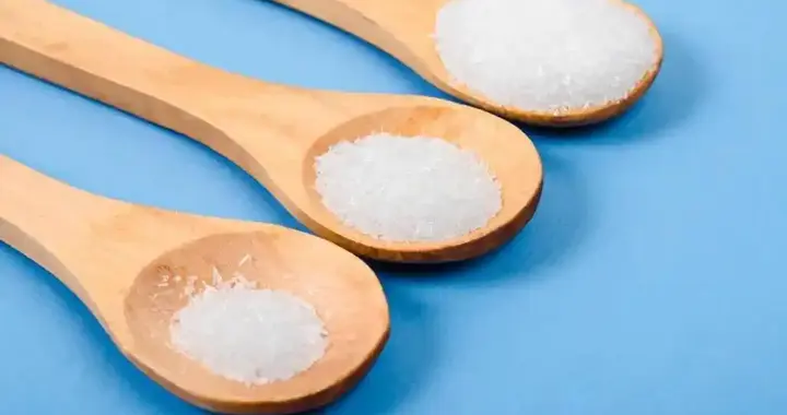 千万别戒盐！北大研究发现：吃咸点，老人会更长寿？是真的假的？