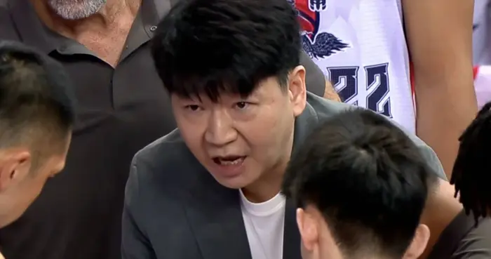 山东不敌福建！邱彪夸赞一人，不是普卢默，也不是法耶和王岚钦