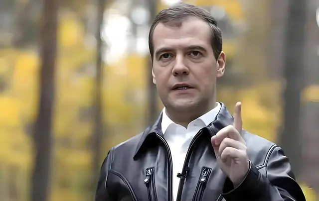 战火熊熊燃烧，人类文明面临终极灵魂拷问？战争正在悄然升级