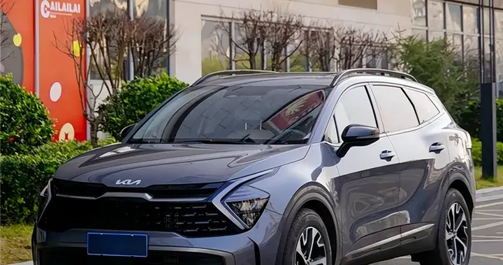 从“挤得慌”到“装得下” 起亚狮铂拓界才是全家出行的“最优解”