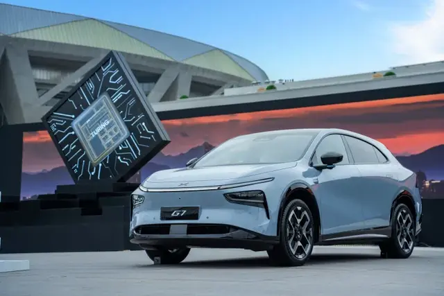 不到20万，L3级算力小鹏G7开卖，何小鹏和雷军组团围剿Model Y