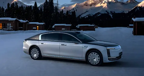 九大中国车企2026销量目标达1834万台 增量近400万辆