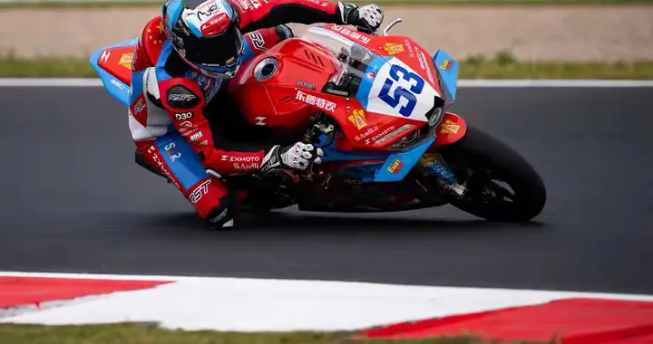 张雪机车：WSBK阿拉贡站首回合第八名，冲击第六冠受阻