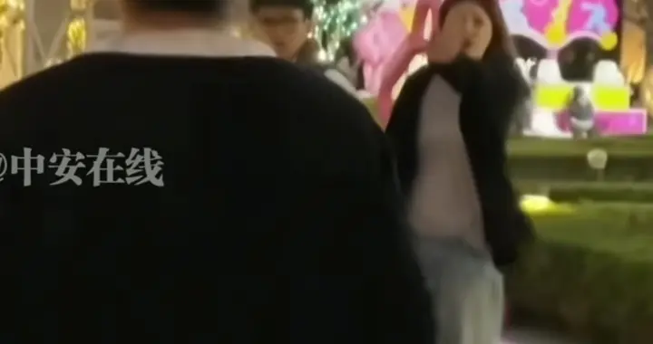 上海情侣因宠物狗掐宝妈脖子后续！叫嚣让警察来找我！疑身份曝光