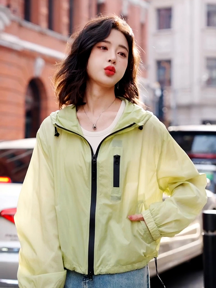 冲锋衣薄外套百搭超好看柠檬黄防晒衣女夏
