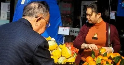 上海88岁独居老人，把300万的房子送给了别人。亲戚骂他老糊涂！