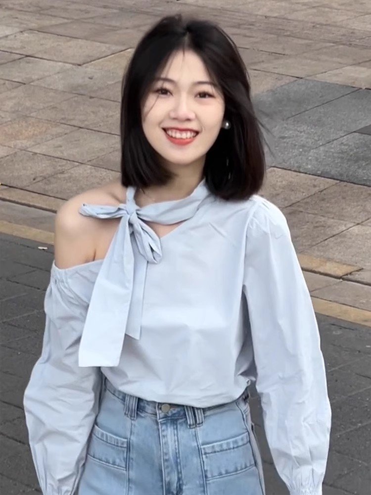 2025年新款蓝色飘带露肩长袖衬衫女春装