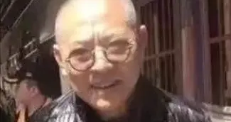 换心？输年轻人血？吃小孩？李连杰的私生活谣言有多离谱