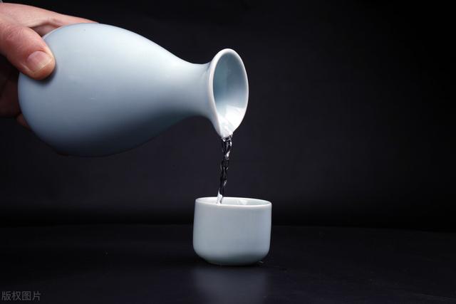 ct检查|喝酒后呼出气中的酒精能消杀呼吸道，防治新冠吗？