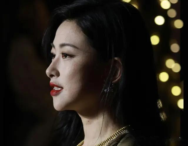 朱珠，这就是豪门贵妇身上的强大气场吗？