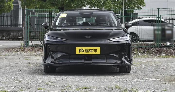 10-15万纯电轿车怎么选？试驾奇瑞风云A9，家用代步好帮手