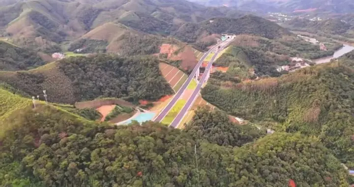 今年下半年，广西陆续有10条高速公路通车！这条百亿高速竟延期了