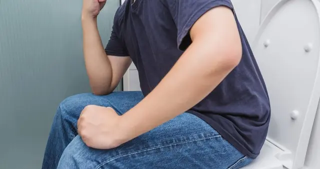 肝脏“生病”有信号？上厕所这4个异常，藏着肝癌大秘密！