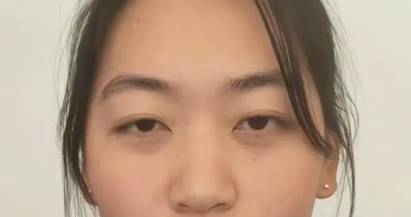 敢举报强权压，却被迫躲着怕；冠军再发声求助，公道谁来给她？