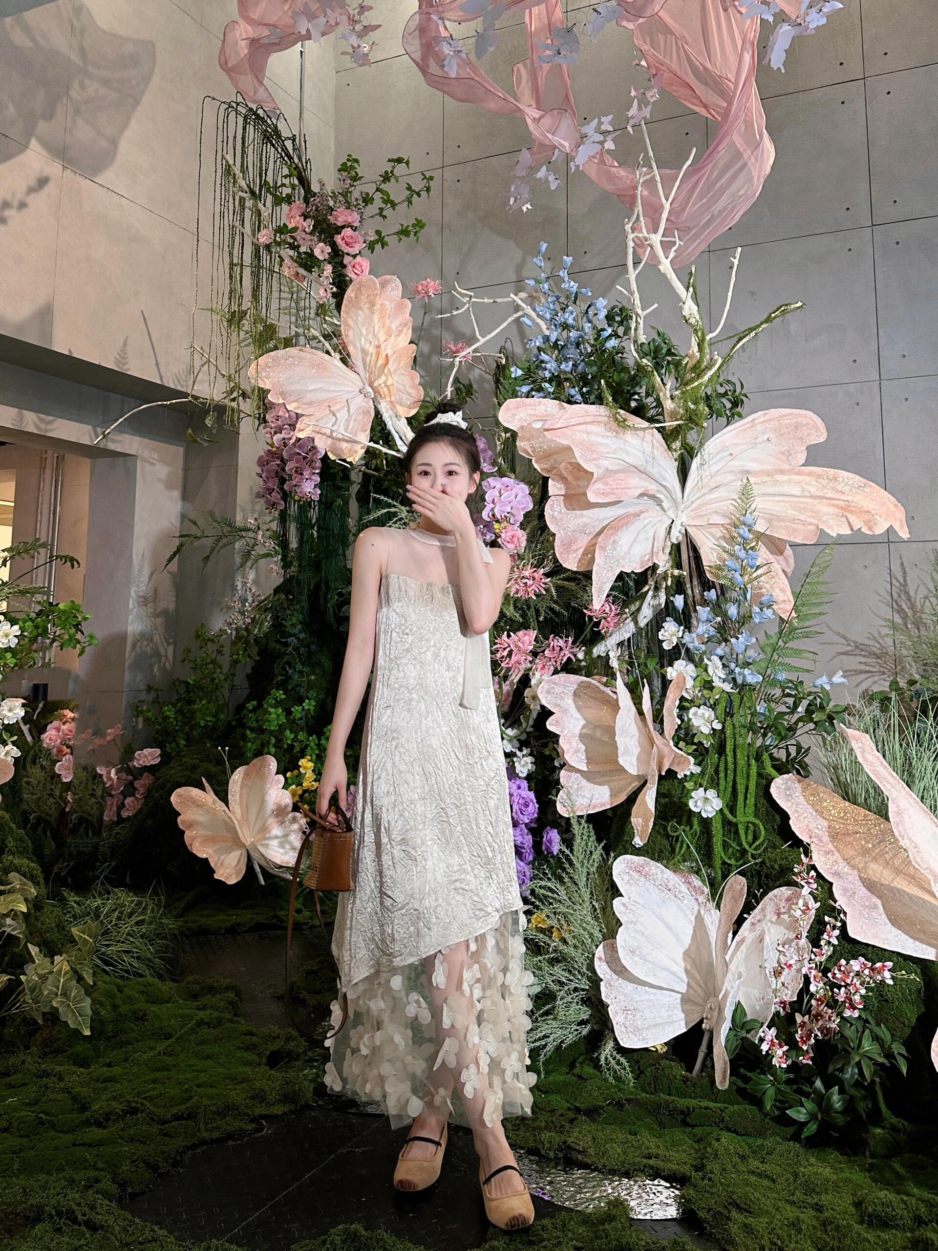 生日订婚礼服2025年新款海边度假小众