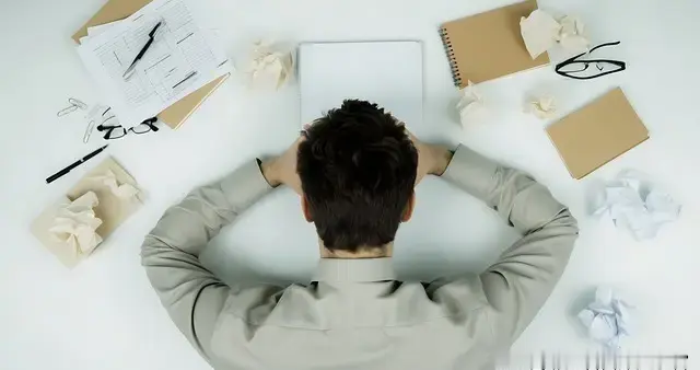 80后的中年人！可能是当下中国最憋屈、最压力的一代