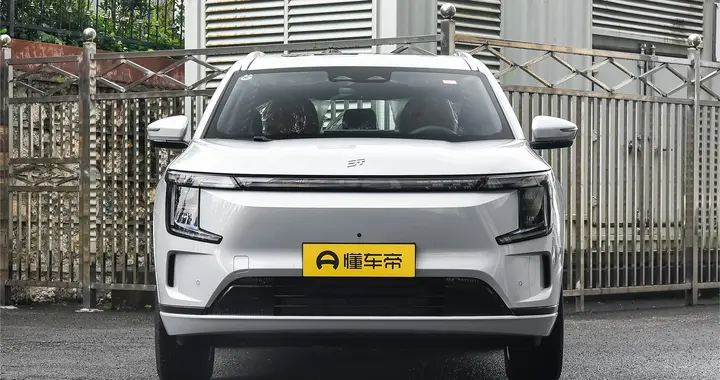 山海L7 PLUS中型插混SUV， 4米8车长+双冰箱彩电大床房，续航...