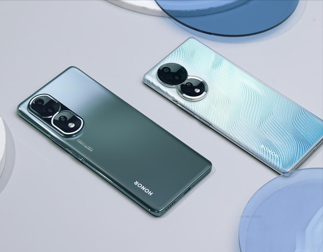 荣耀80与荣耀X60：1299元档位性价比之争