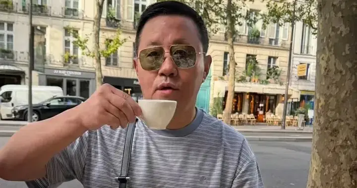 王长贵一家游法国，无人认识，现任与继女关系好，儿子又高又帅