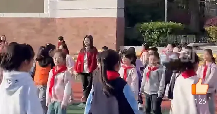 重庆一小学推迟到校！9点上课的“睡眠令”，戳中了多少家长的心?