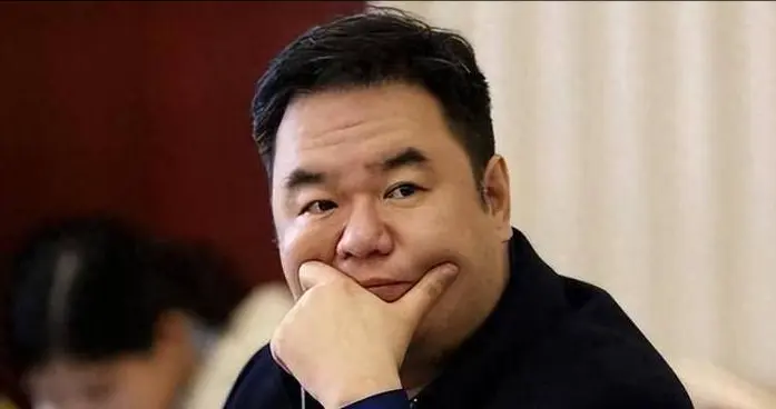 又一个首富栽了！许家印之后，广州首富张劲被判无期，千亿清零