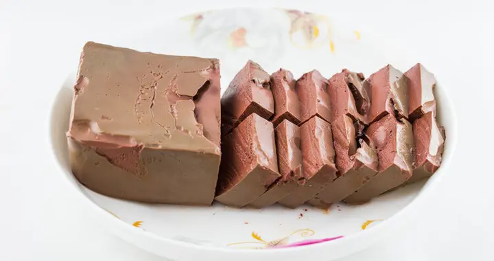 吃完猪血后大便发黑，是肺在排毒？还是胃在排毒？告诉你真相