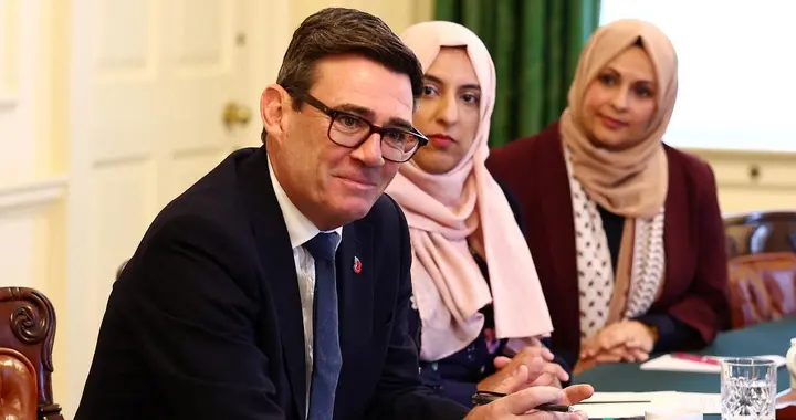 英国新预算敲定国防开支达标时间表，倡议全民备灾，信号十分明确