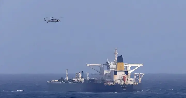 扣押中国香港油轮，“抢劫”180万桶原油！抢油抢到中国头上了！