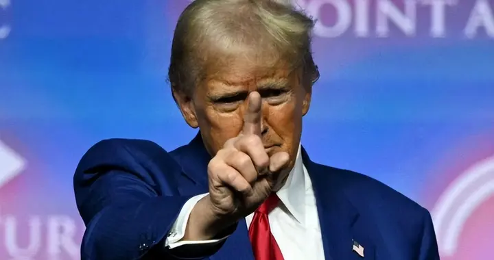 美关税裁定无效，手动退税要 506 年，财政扛千亿压力