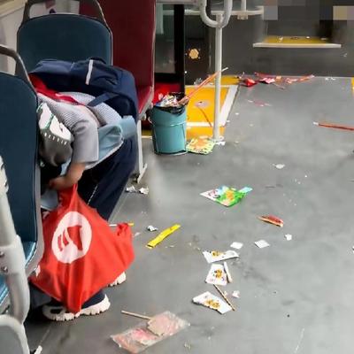 说三道四9002：重庆。一公交司机发视频